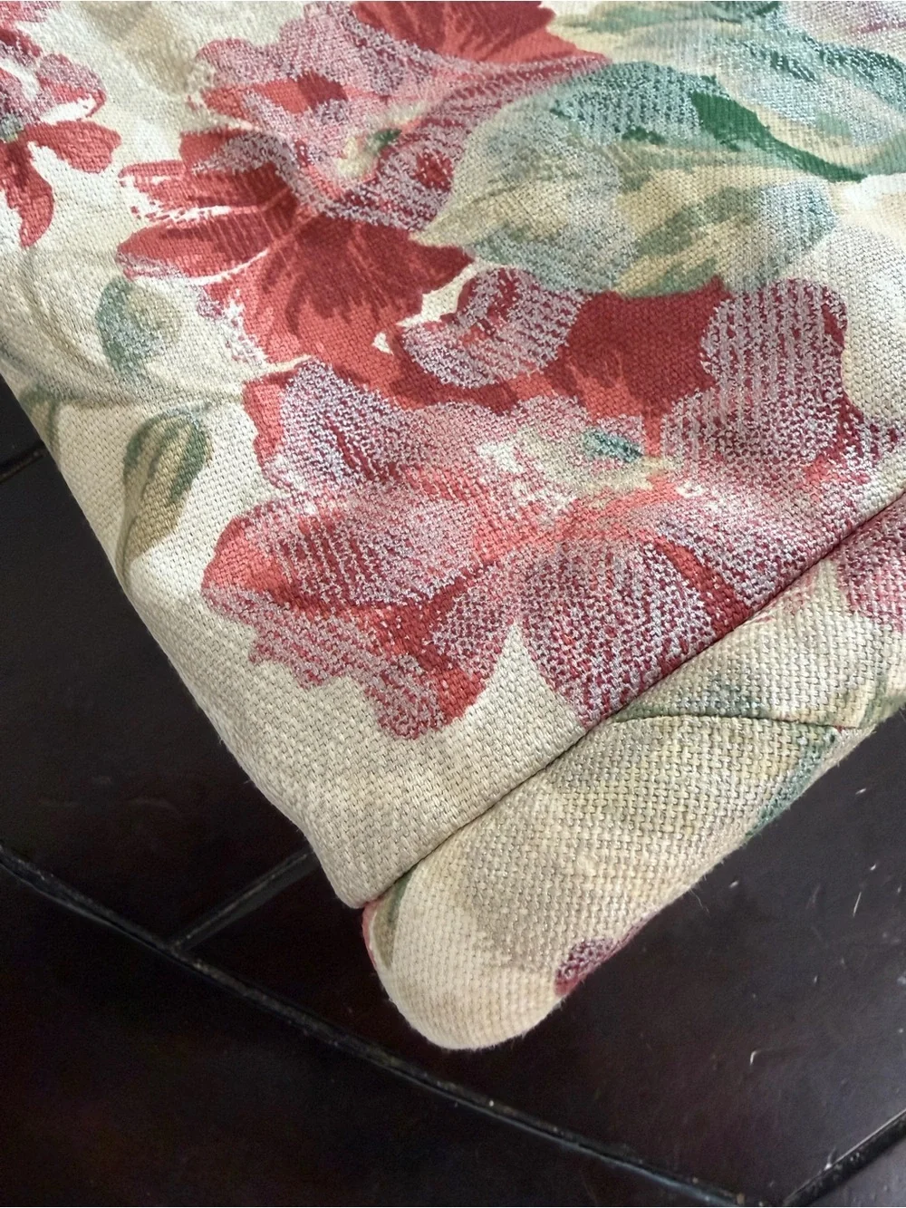 Floral Jacquard Round Tablecloth in Cream, Green and Pink